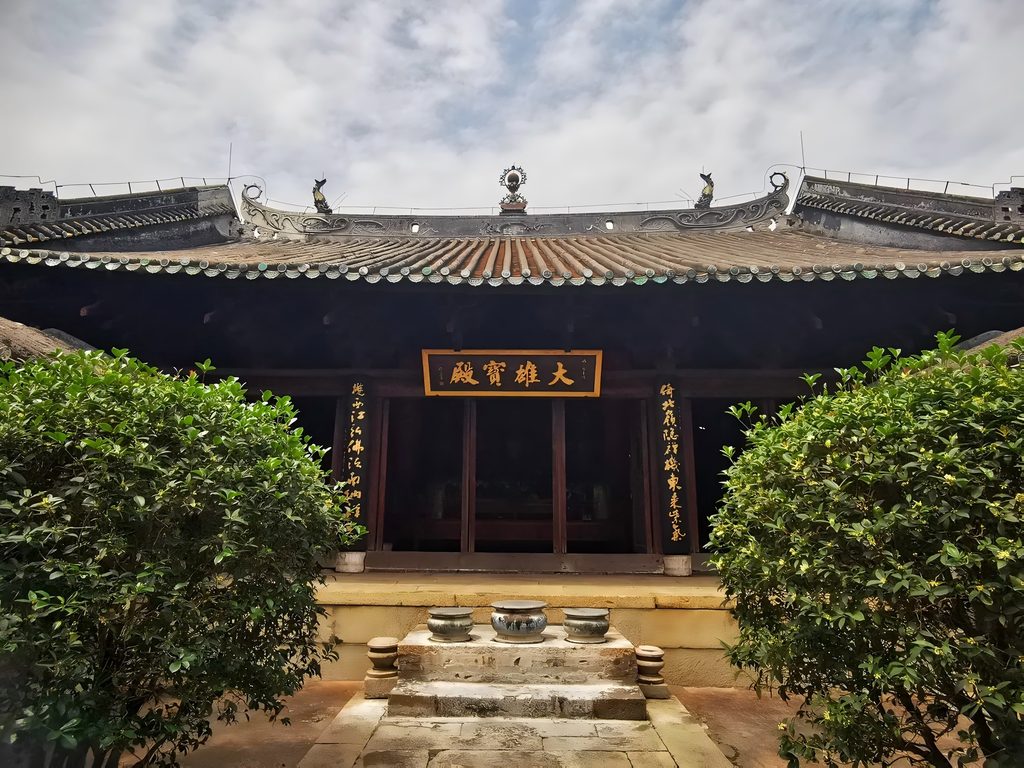 广东肇庆，梅庵大殿