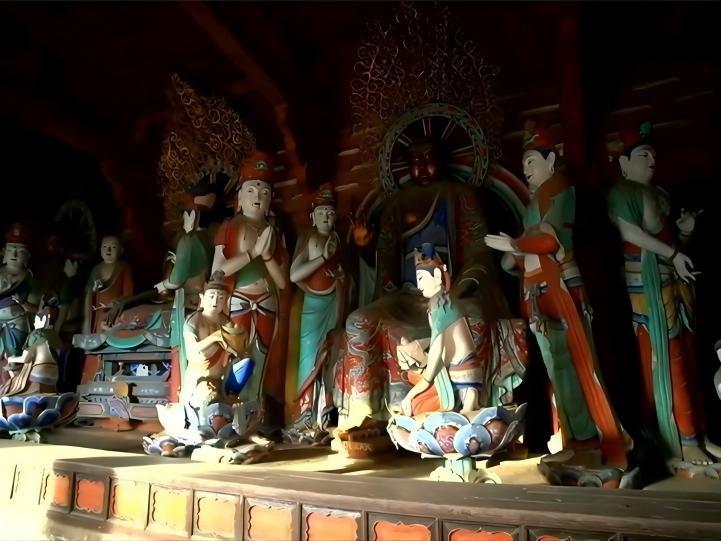 五台山佛光寺东大殿唐代彩塑